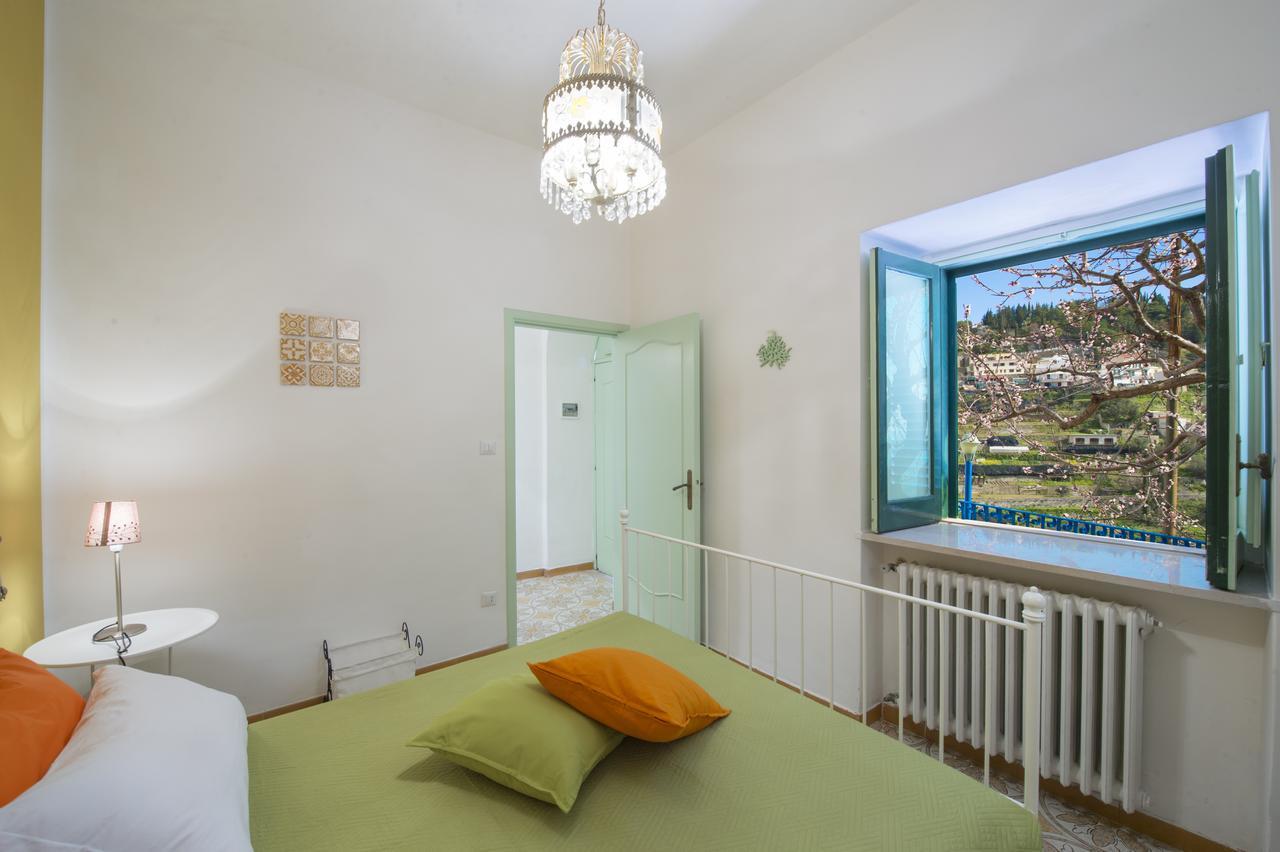 アマルフィCasa Pinaアパートメント エクステリア 写真